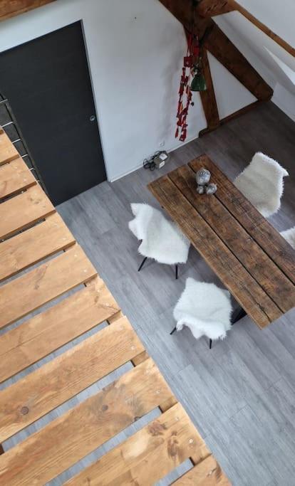 Gite La Passerelle Apartment ออสไตม์ ภายนอก รูปภาพ